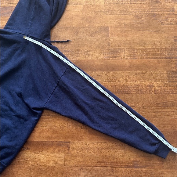 Syracuse NY navy blue versatile, hoodie, men’s size medium - Picture 6 of 7